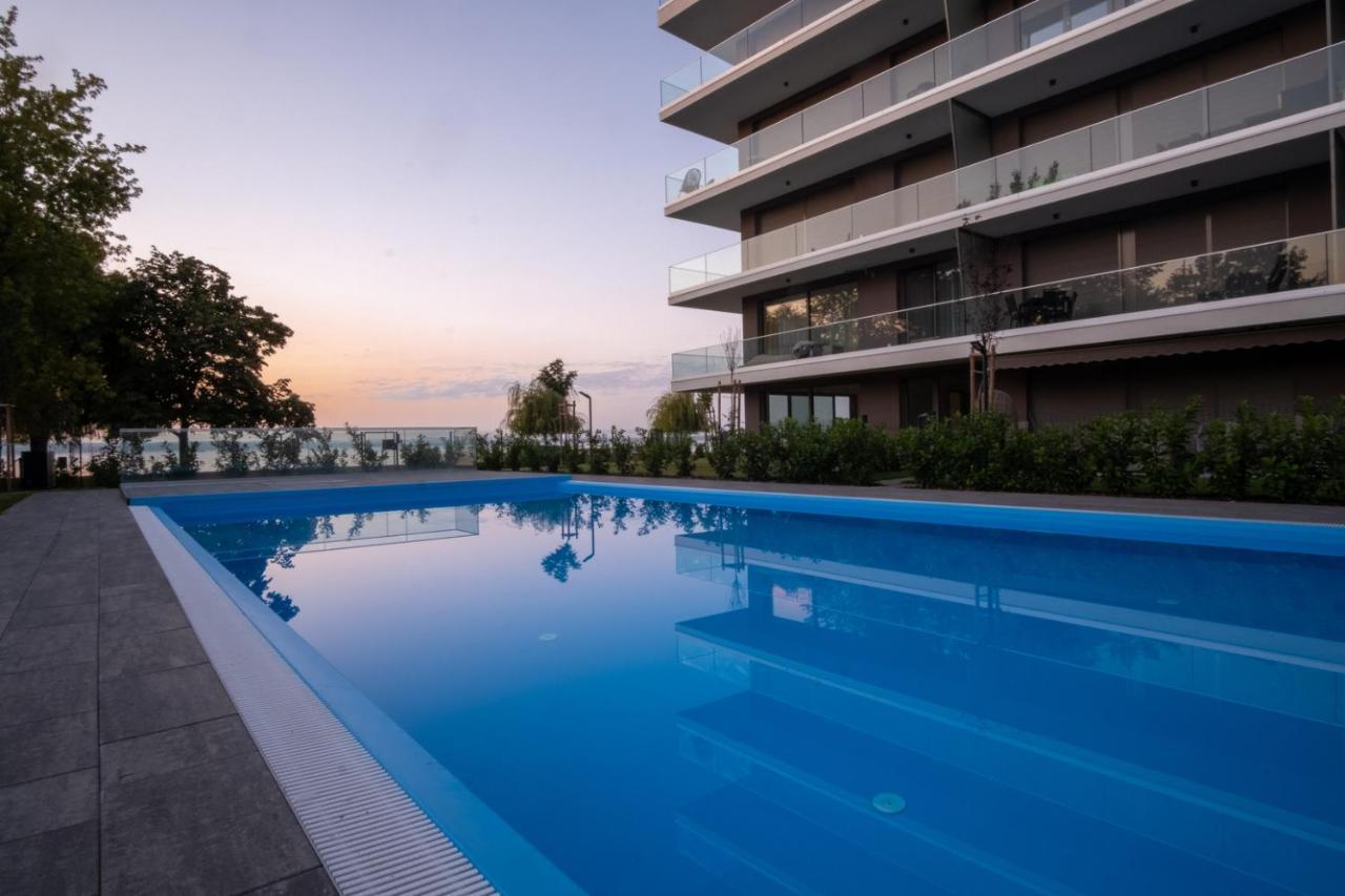 Myflat Coral Beach Apartment Siofok Dış mekan fotoğraf