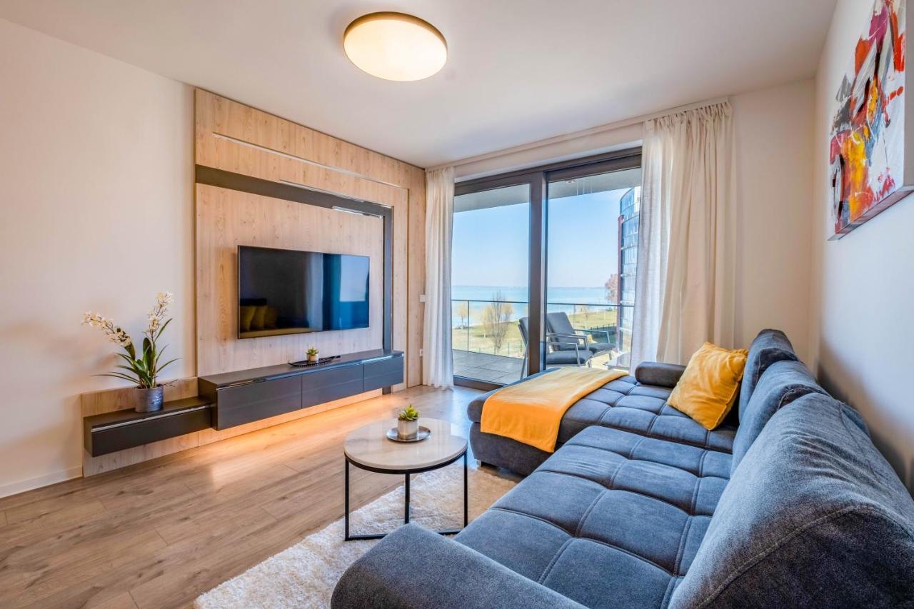 Myflat Coral Beach Apartment Siofok Dış mekan fotoğraf